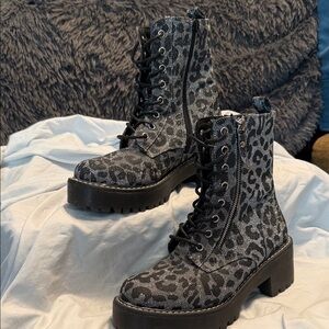Mix No.6 Boots Silver Leopard Print Lace-Up Ankle Boots 7.5 38